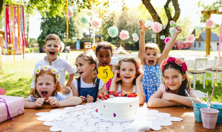 Les meilleures activités pour une fête d'anniversaire d'enfants en plein air